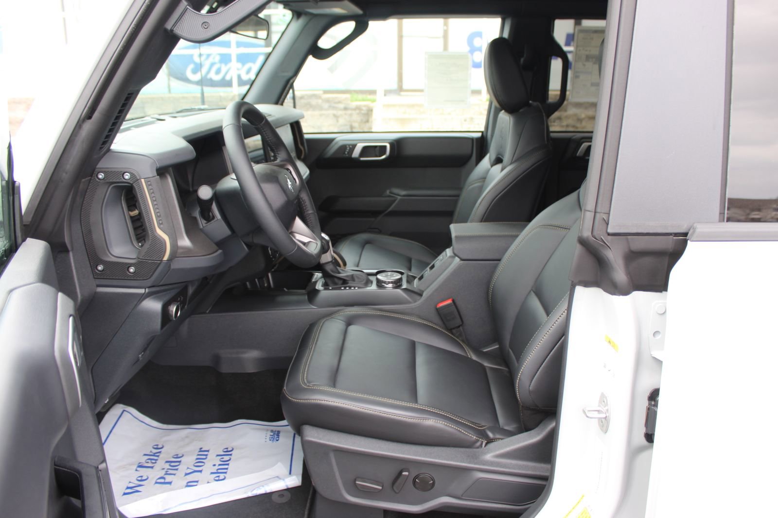 New 2026 Ford Bronco Badlands AWD/4WD image 23