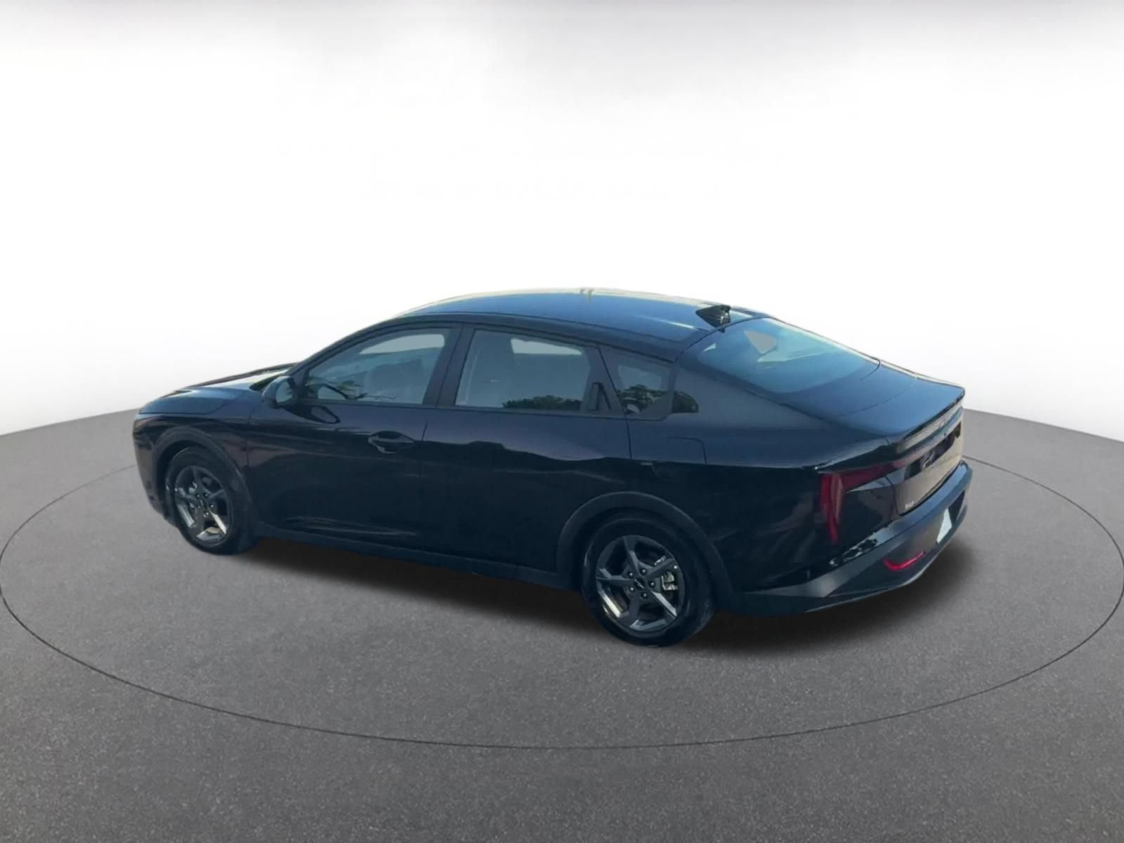 Used 2026 Kia K4 FWD image 10