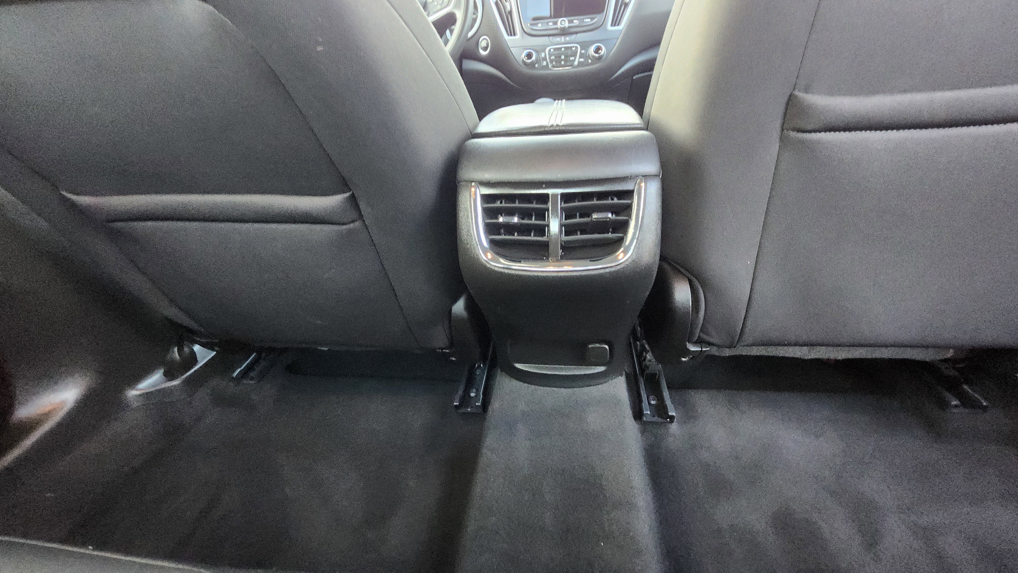 Used 2022 Chevrolet Malibu LT image 19