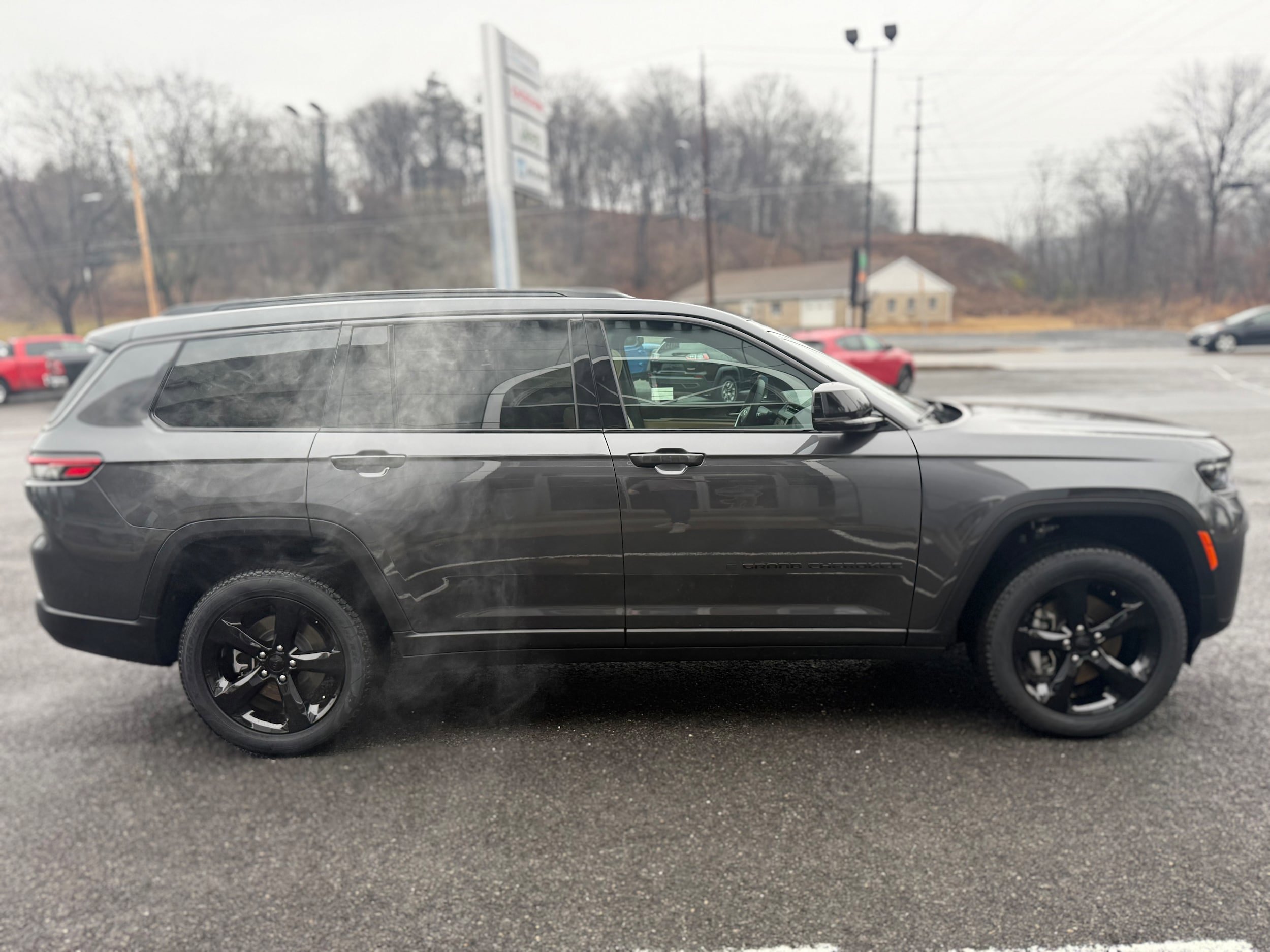 New 2026 Jeep Grand Cherokee L Limited w/ Limited Altitude Package image 7