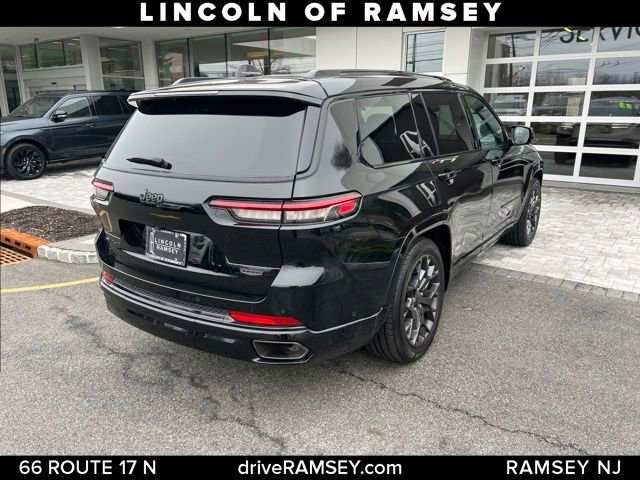 Used 2023 Jeep Grand Cherokee L Summit w/ High Altitude Package AWD/4WD image 10