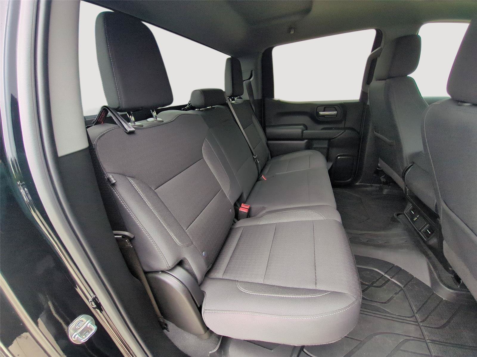 Used 2025 Chevrolet Silverado 1500 Custom AWD/4WD image 30
