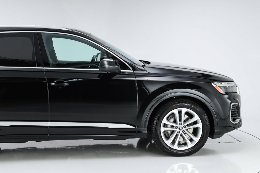Used 2025 Audi Q7 3.0T Premium Plus AWD/4WD image 15