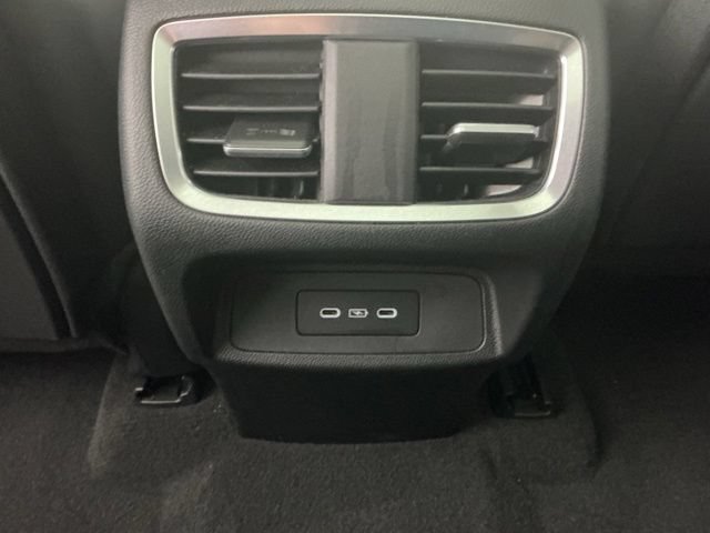 Used 2024 Acura RDX w/ Technology Package AWD/4WD image 11