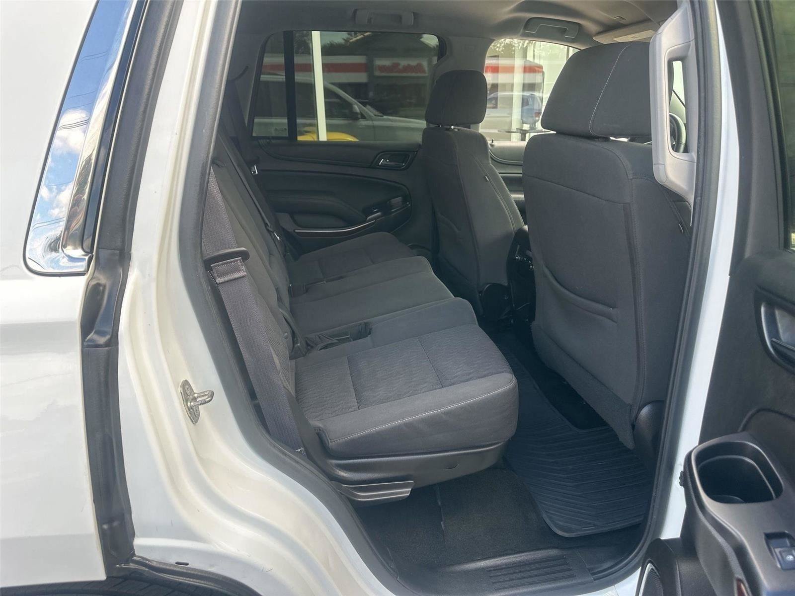 Used 2017 GMC Yukon SLE w/ SLE Value Package AWD/4WD image 12