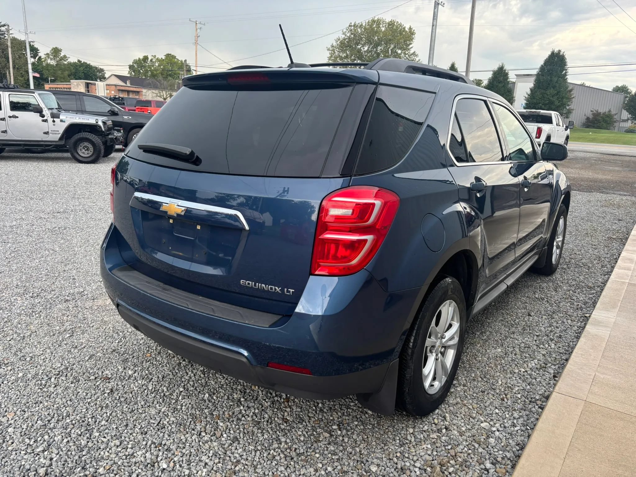 Used 2016 Chevrolet Equinox LT FWD image 8