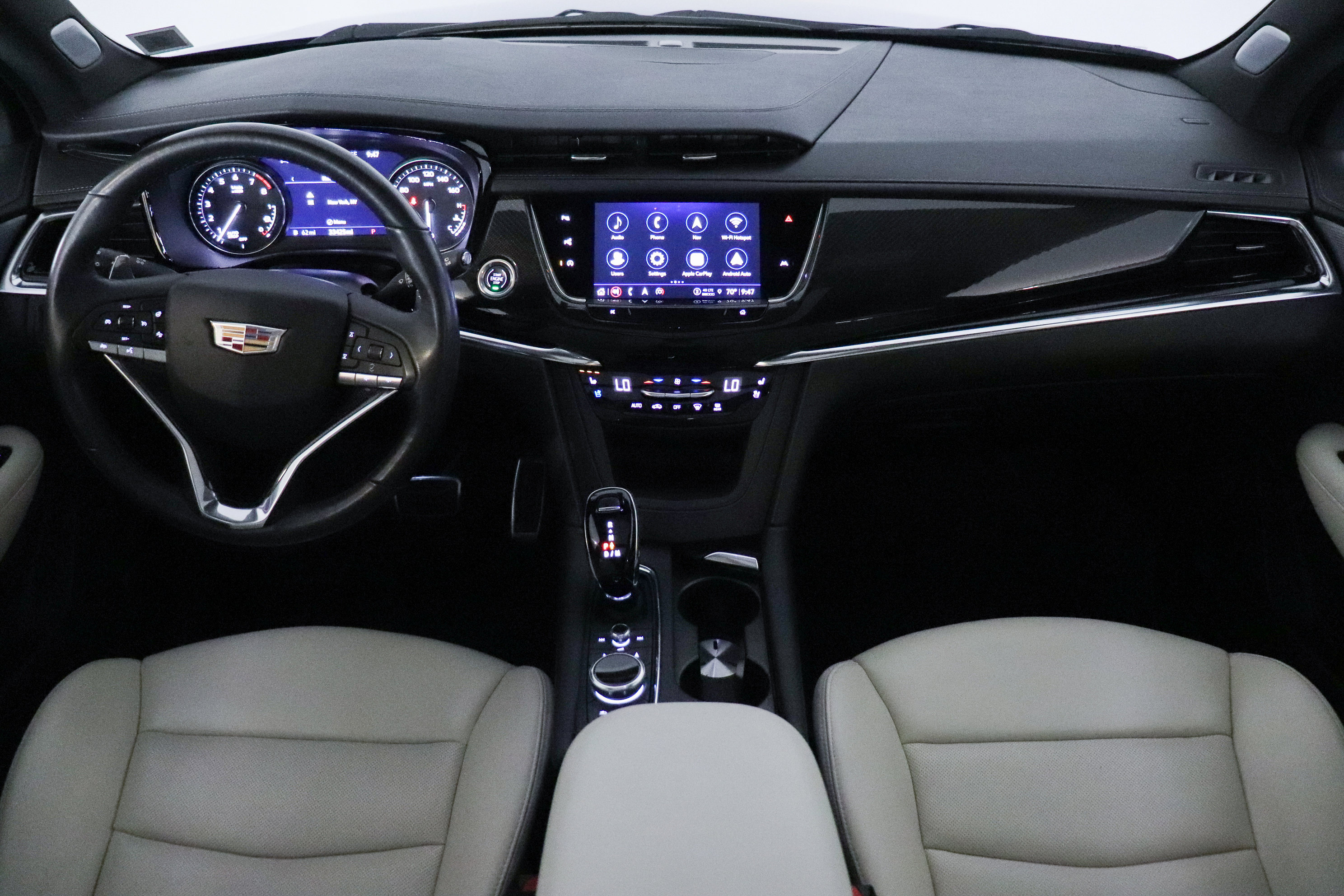 Used 2023 Cadillac XT6 Sport w/ Technology Package image 31