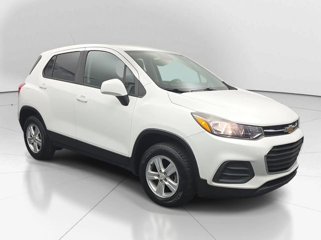 Used 2018 Chevrolet Trax LS AWD/4WD image 3