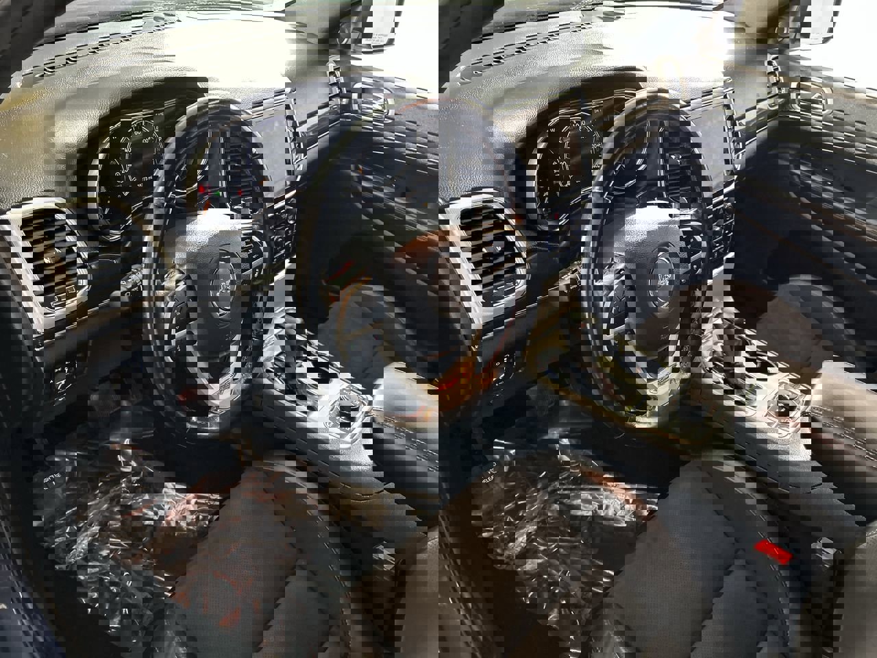 Used 2020 Jeep Grand Cherokee Trailhawk w/ Interior Metal Package image 12