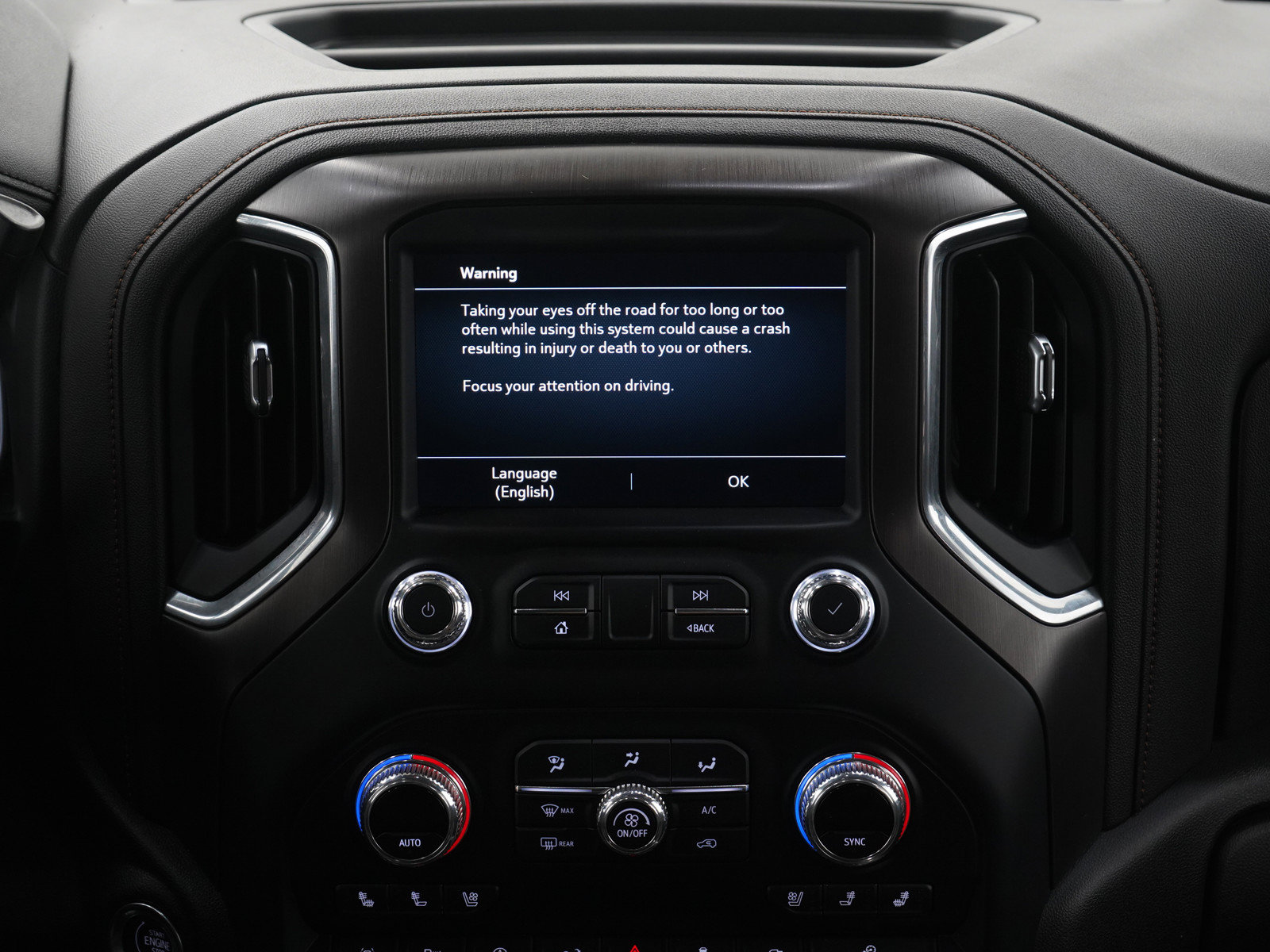 Used 2021 GMC Sierra 1500 AT4 w/ AT4 Value Package AWD/4WD image 15