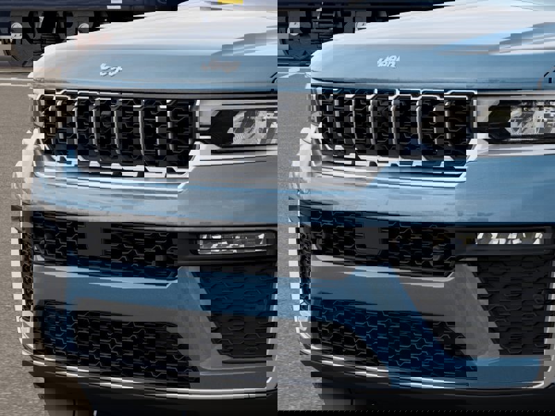 New 2026 Jeep Grand Cherokee Limited AWD/4WD image 7