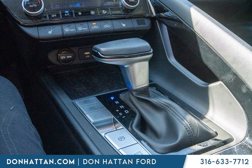 Used 2023 Hyundai Elantra Limited image 13