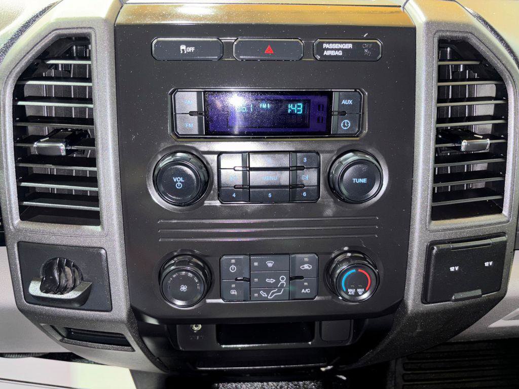 Used 2017 Ford F250 XL w/ Power Equipment Group image 19