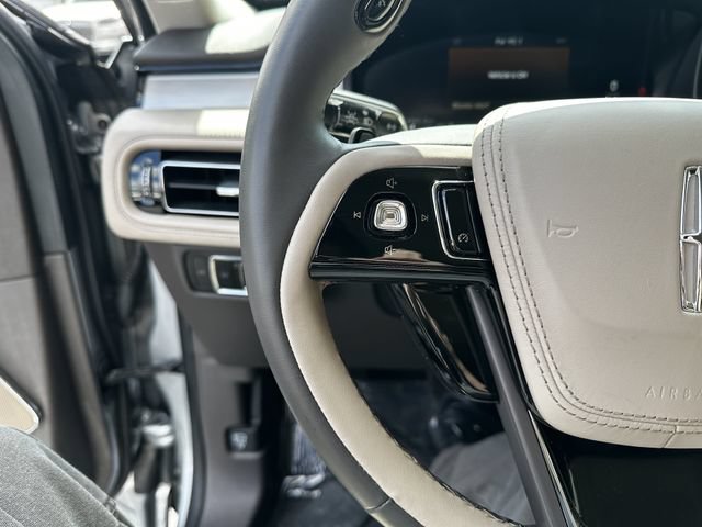 Certified 2024 Lincoln Aviator AWD w/ Elements Package image 27