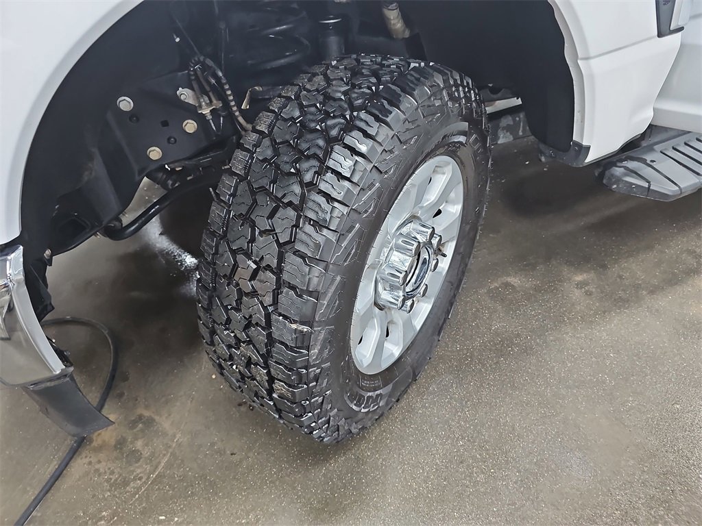 Used 2024 Ford F250 XLT image 30