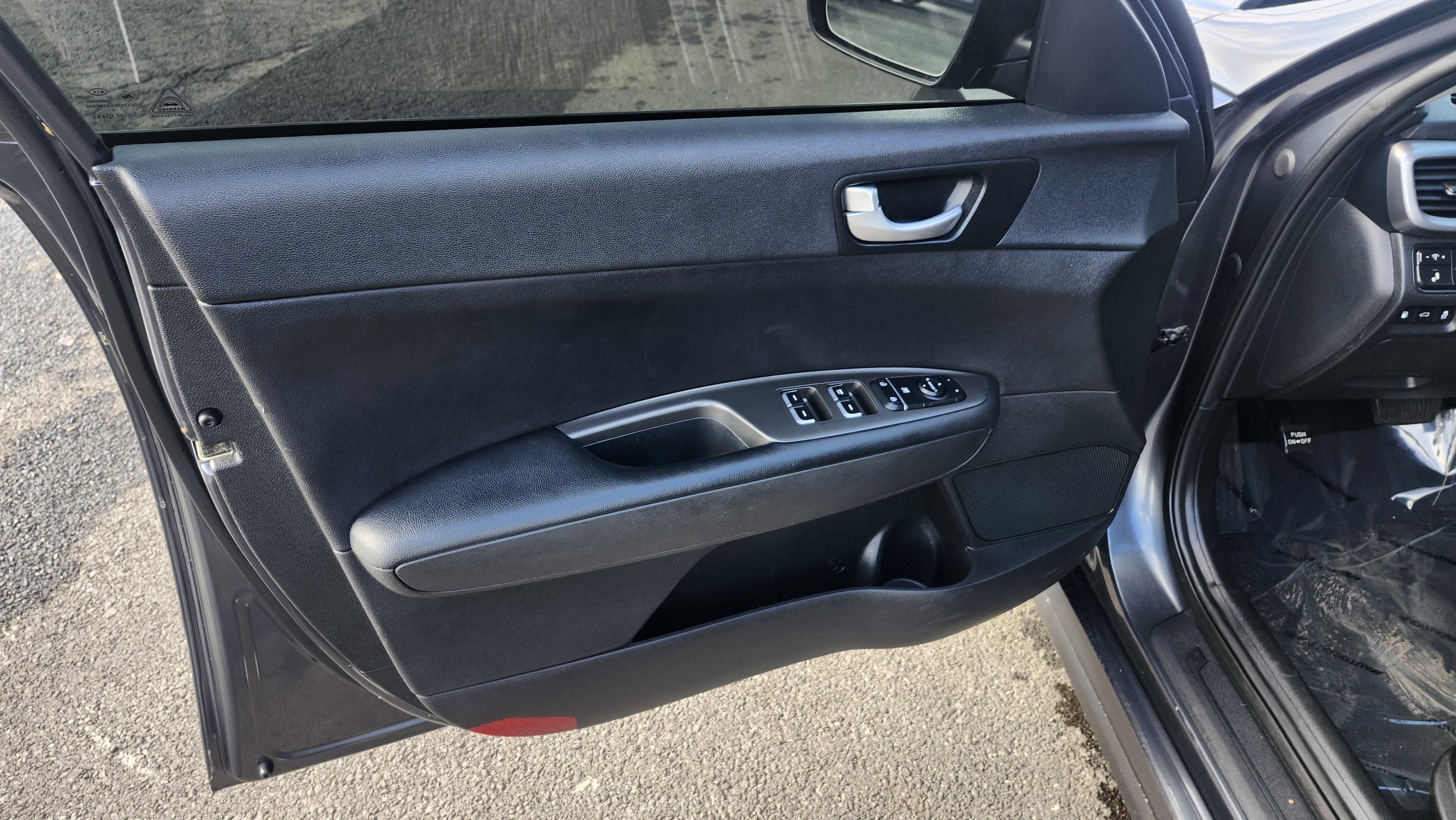 Used 2020 Kia Optima LX image 21