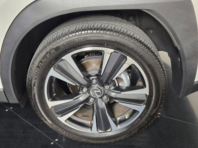 Certified 2024 Lexus UX 250h FWD image 11