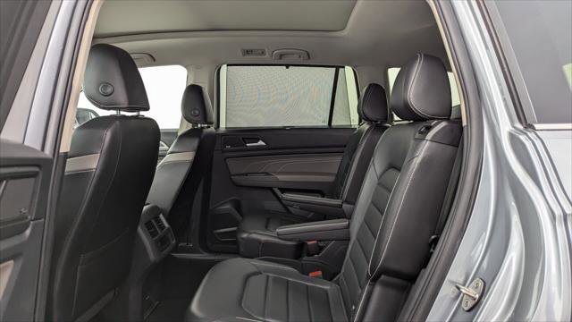 Used 2022 Volkswagen Atlas SEL Premium AWD/4WD image 17