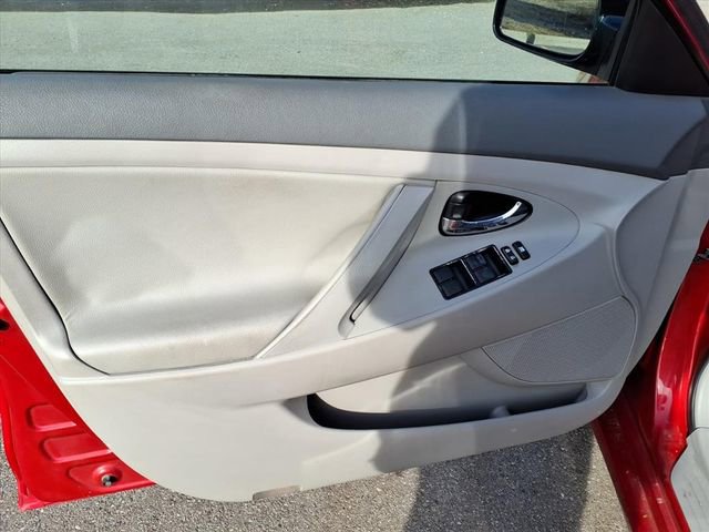 Used 2008 Toyota Camry Hybrid FWD image 12