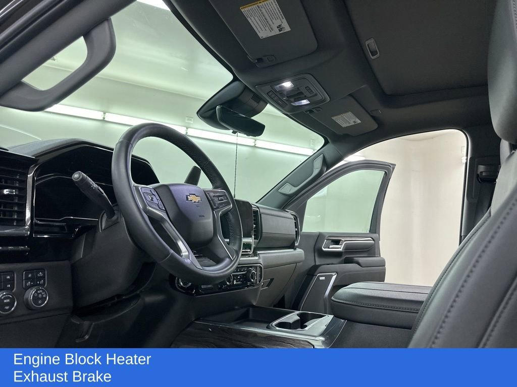 Used 2024 Chevrolet Silverado 2500 LTZ w/ LTZ Premium Package image 30
