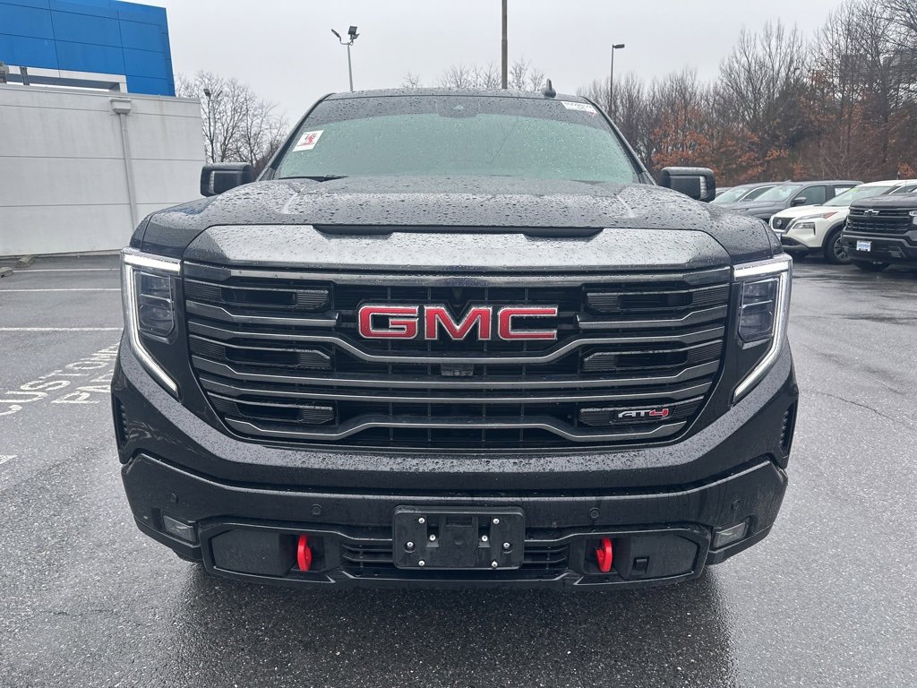 Used 2023 GMC Sierra 1500 AT4 w/ AT4 Preferred Package image 2