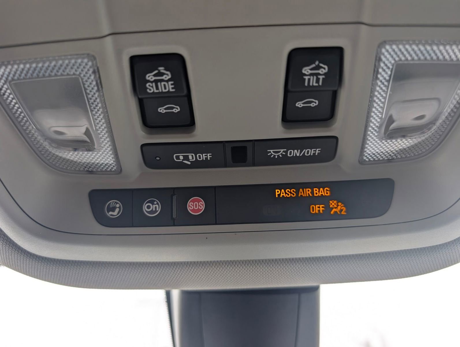 Used 2020 Buick Enclave Avenir w/ Avenir Technology Package AWD/4WD image 18