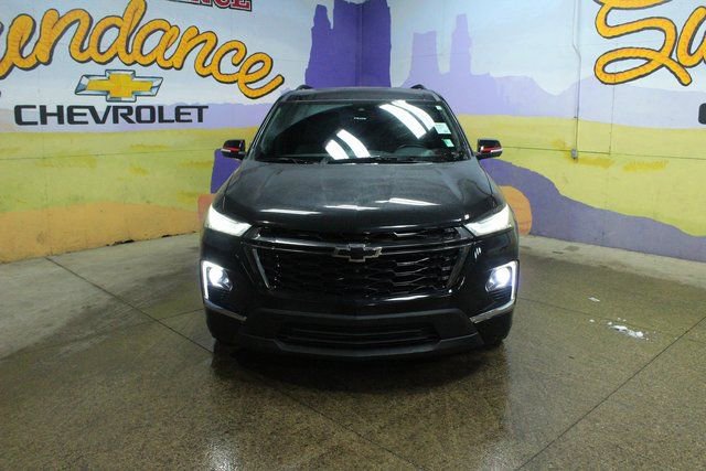 Used 2023 Chevrolet Traverse Premier image 3