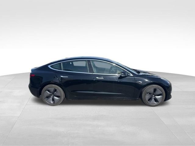 Used 2019 Tesla Model 3 Long Range RWD image 2