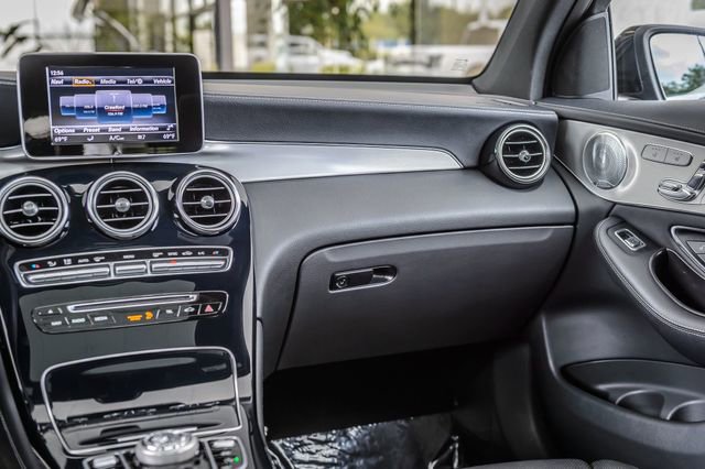 Used 2018 Mercedes-Benz GLC 43 AMG 4MATIC image 39