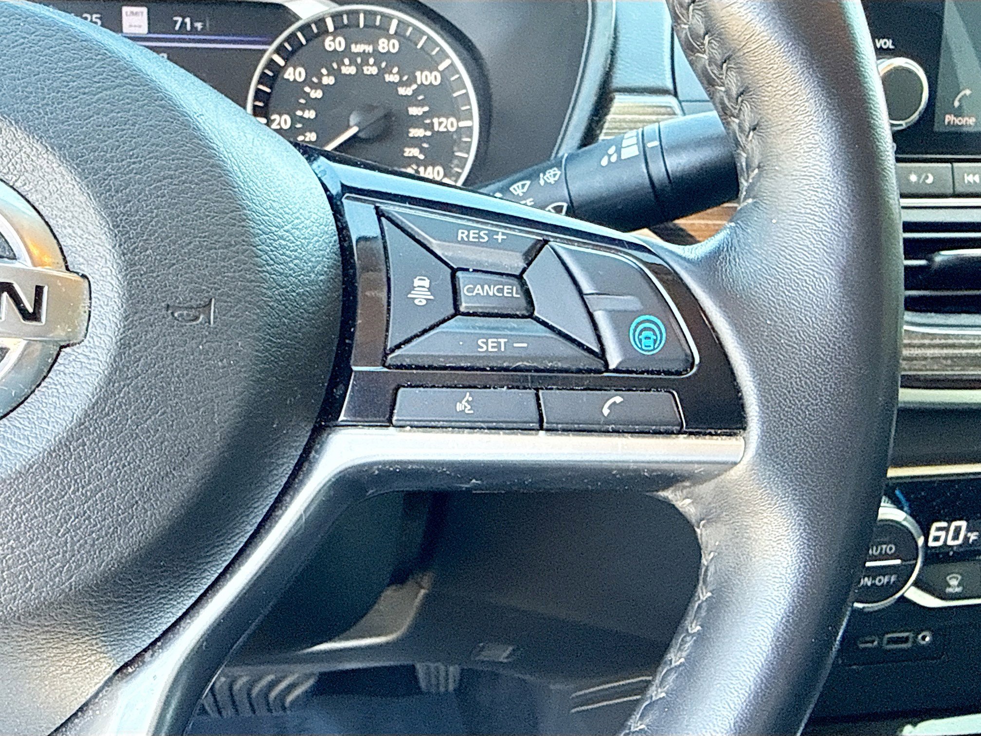 Used 2020 Nissan Altima 2.5 Platinum image 35