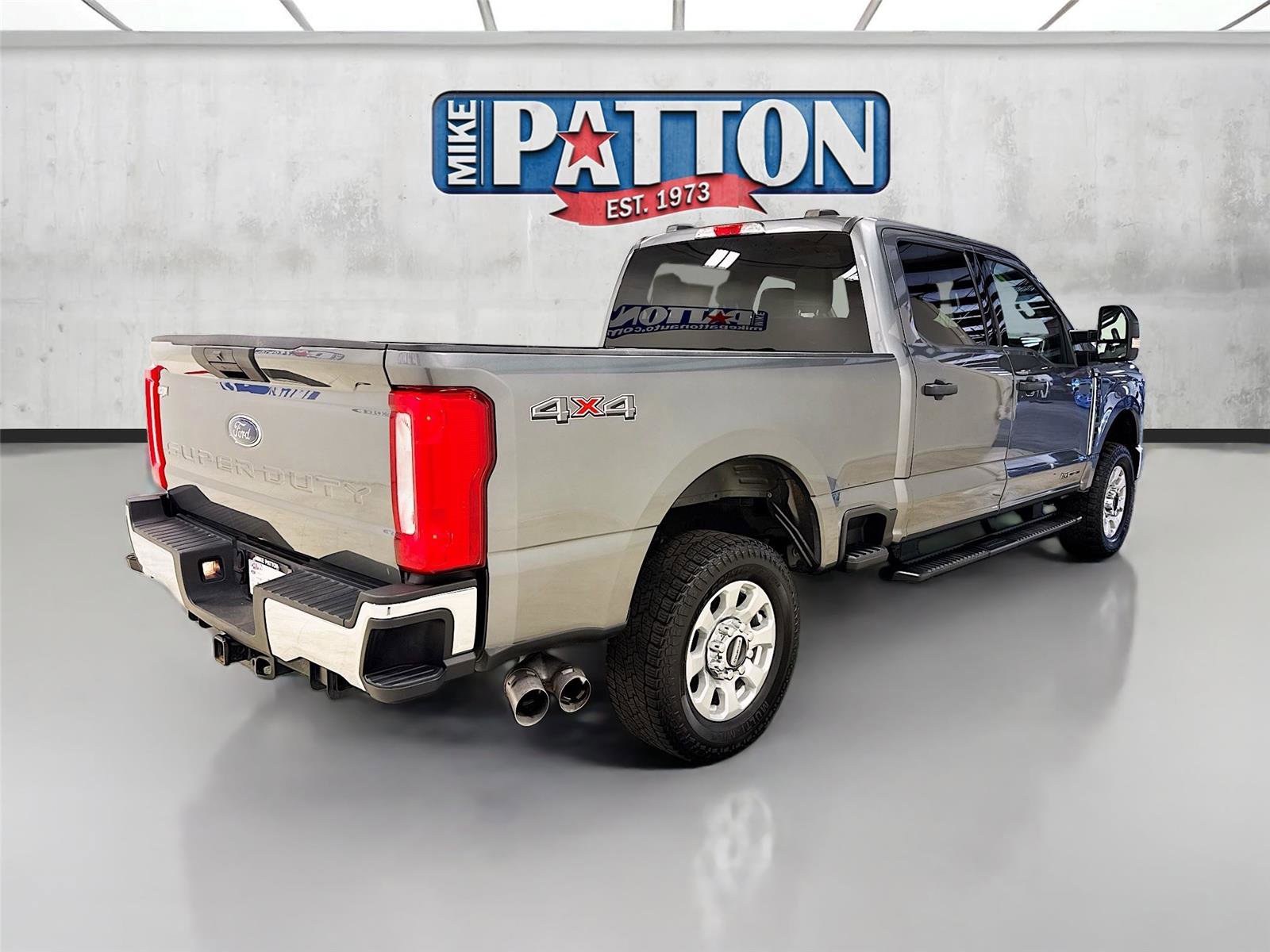 Used 2024 Ford F250 XLT AWD/4WD image 7