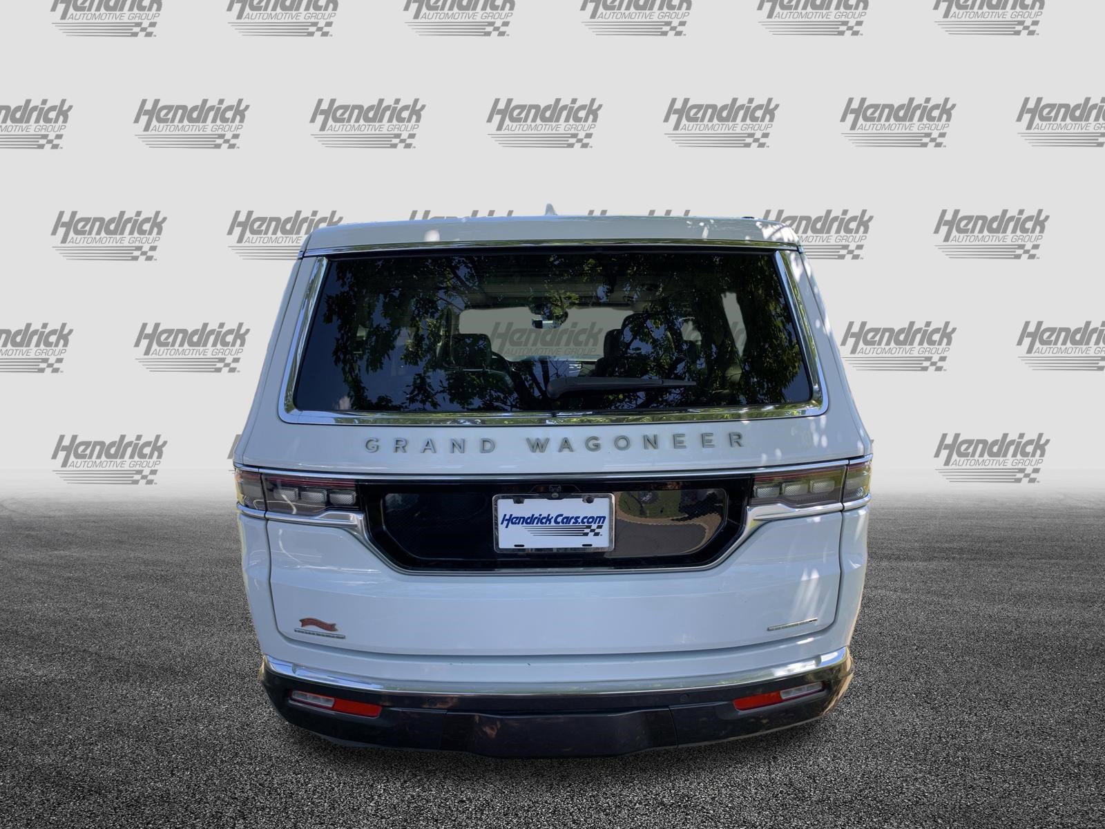 Used 2022 Jeep Grand Wagoneer Series I AWD/4WD image 9