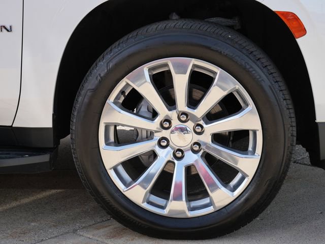 Used 2023 Chevrolet Suburban Premier w/ Advanced Technology Package AWD/4WD image 9