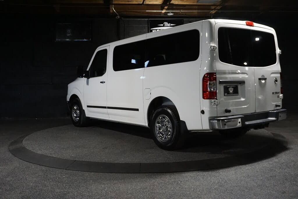 Used 2019 Nissan NV 3500 SL RWD image 3