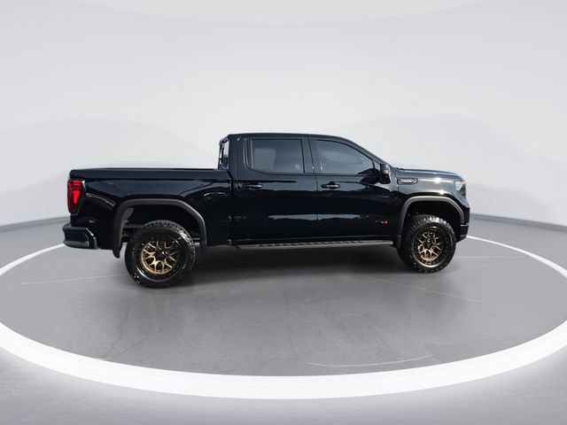 Used 2026 GMC Sierra 1500 AT4 w/ AT4 Premium Package AWD/4WD image 2