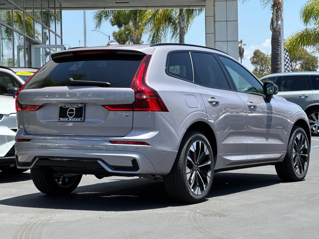 New 2026 Volvo XC60 T8 Plus w/ Climate Package PRO AWD/4WD image 5