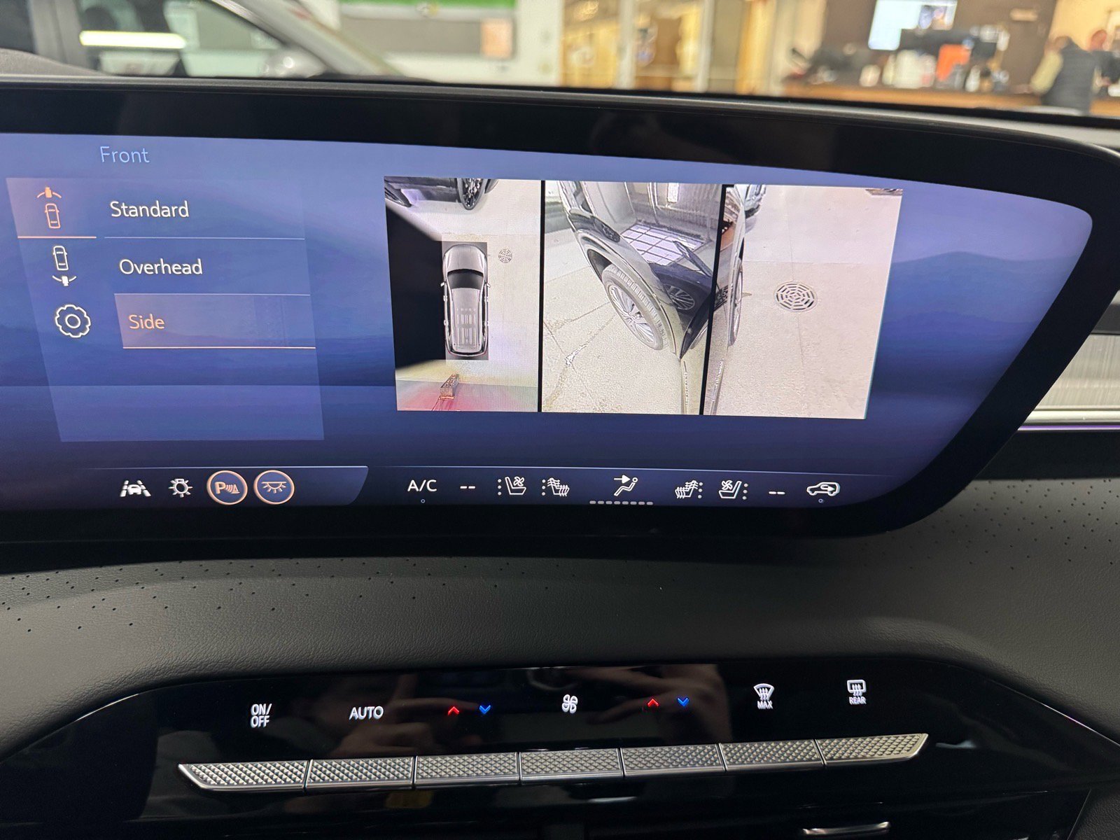 Used 2026 Buick Enclave Avenir w/ Super Cruise Package image 27