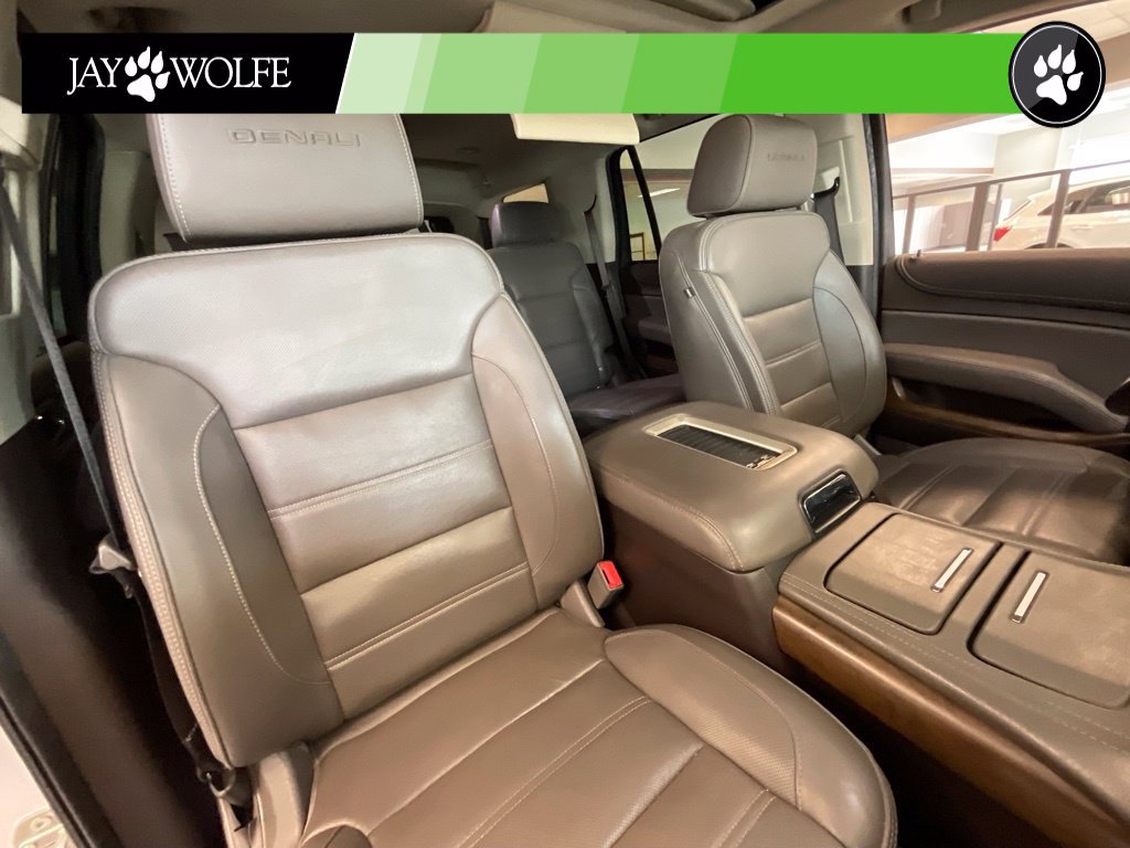 Used 2020 GMC Yukon Denali w/ Open Road Package AWD/4WD image 20