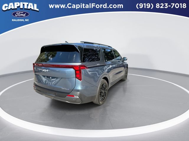 Used 2025 Kia Carnival SX FWD image 8