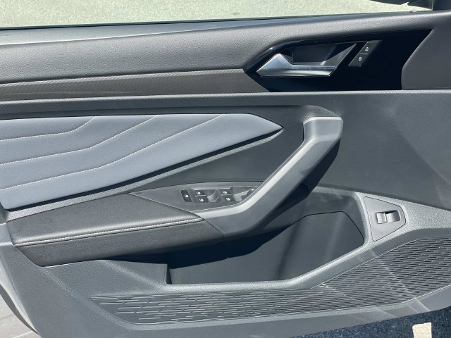 New 2027 Volkswagen Jetta SEL FWD image 19