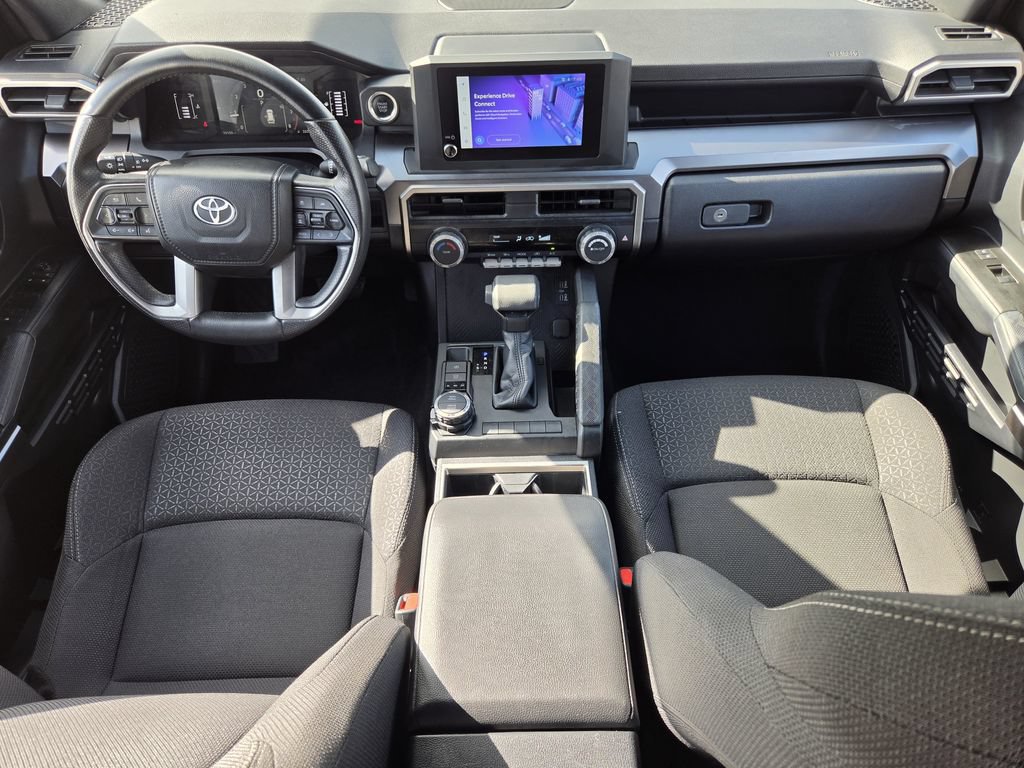 Used 2025 Toyota 4Runner SR5 AWD/4WD image 12