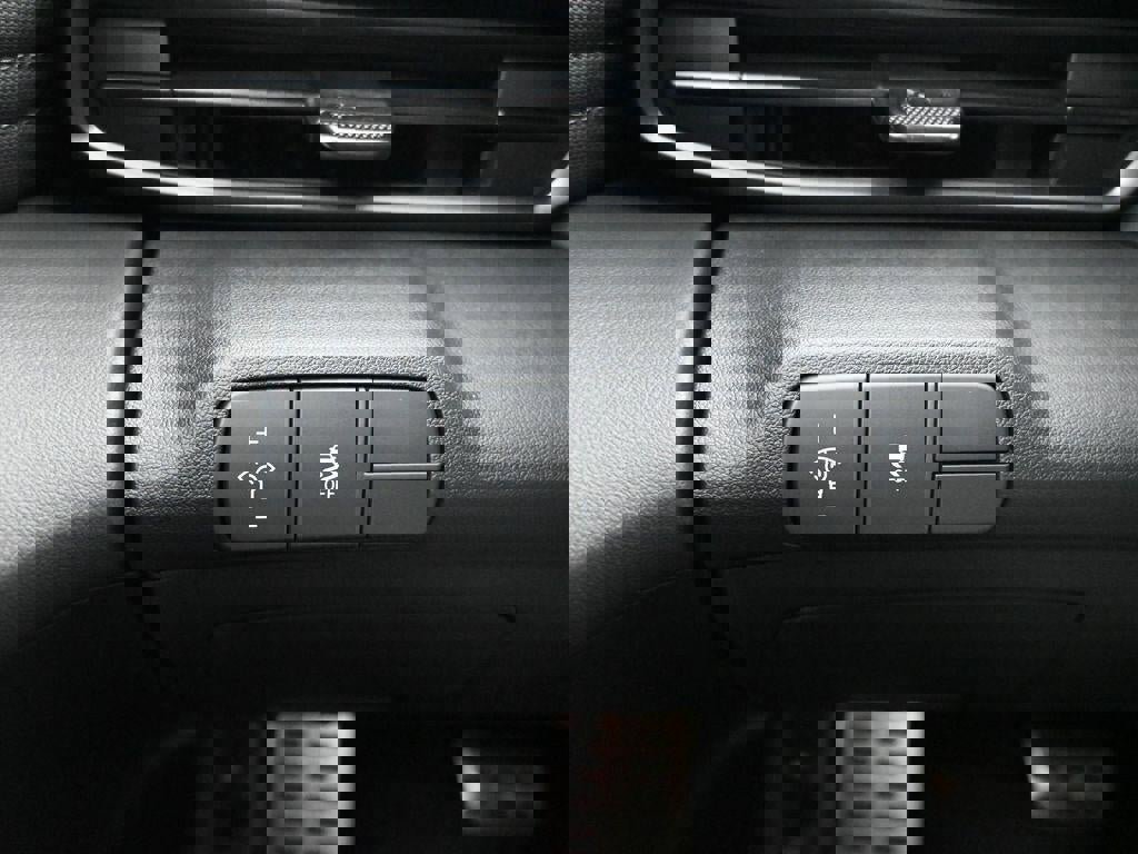 New 2026 Hyundai Elantra Sport image 19