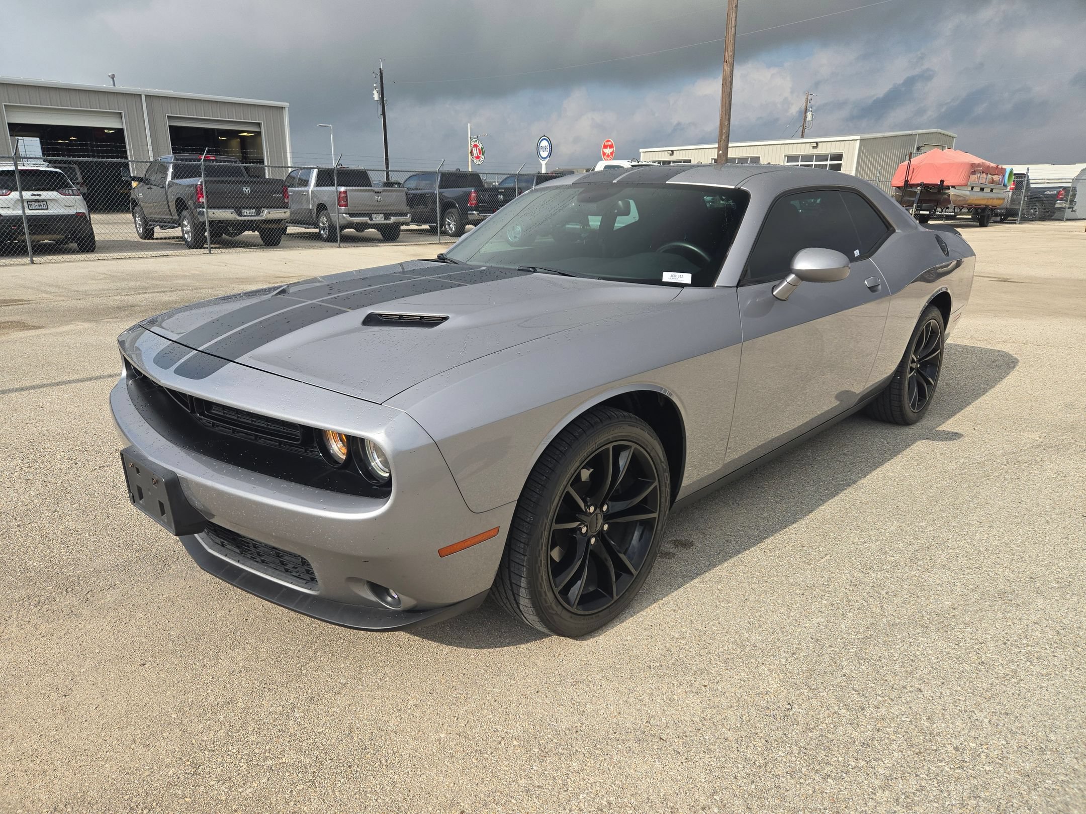 Used 2016 Dodge Challenger SXT w/ Blacktop Package RWD image 7