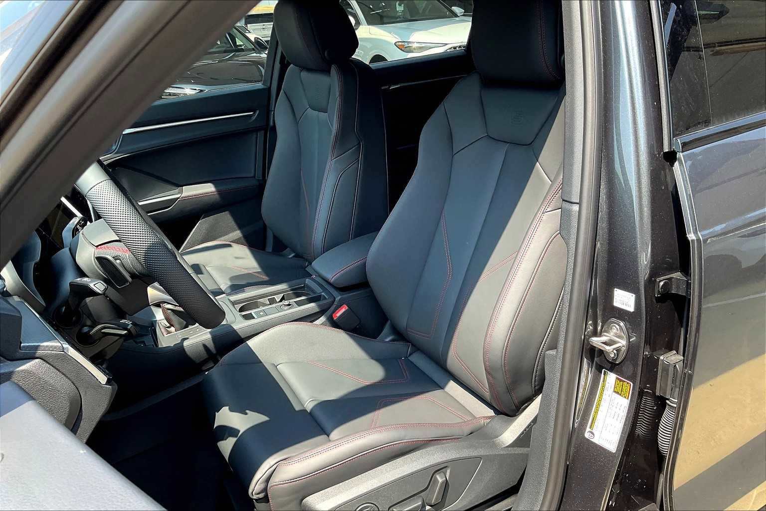 New 2025 Audi Q3 2.0T Premium Plus image 9