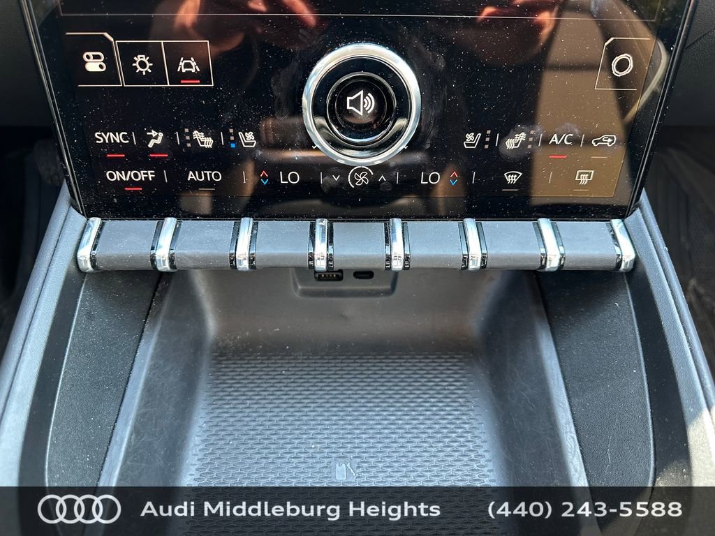 Used 2026 GMC Terrain Denali w/ LPO, Floor Liner Package AWD/4WD image 29