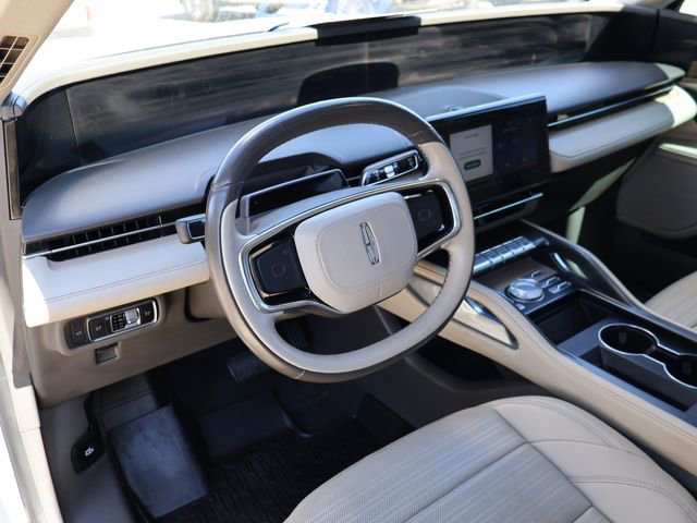 Used 2024 Lincoln Nautilus Reserve w/ Equipment Group 202A image 22