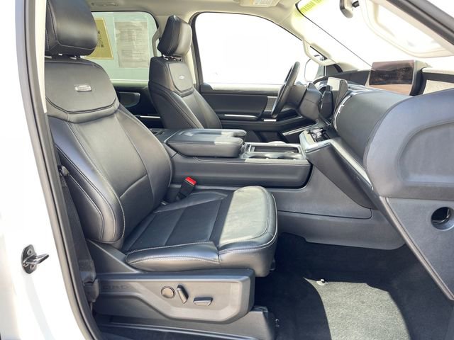 Used 2025 Ford Expedition Platinum AWD/4WD image 45