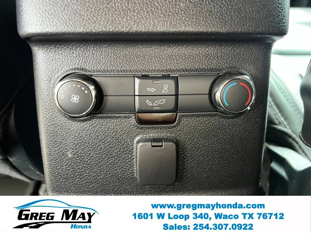 Used 2019 Ford Explorer XLT w/ Equipment Group 202A FWD image 20
