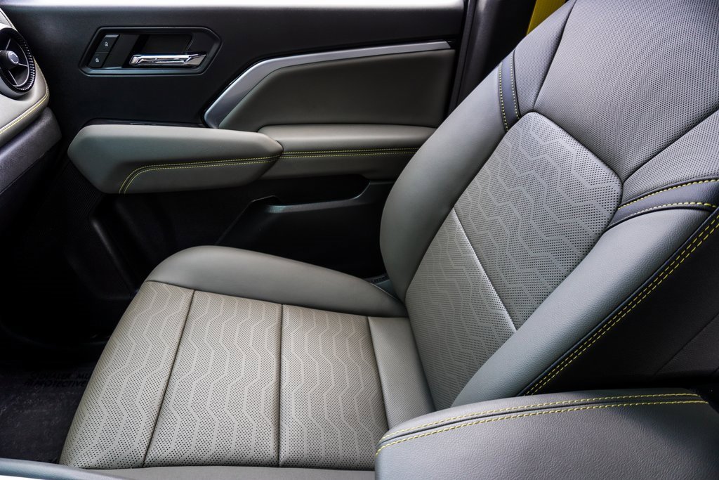 Used 2023 Chevrolet Colorado ZR2 w/ Desert Boss Special Edition image 40