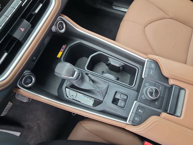 Used 2026 Toyota Grand Highlander AWD image 27